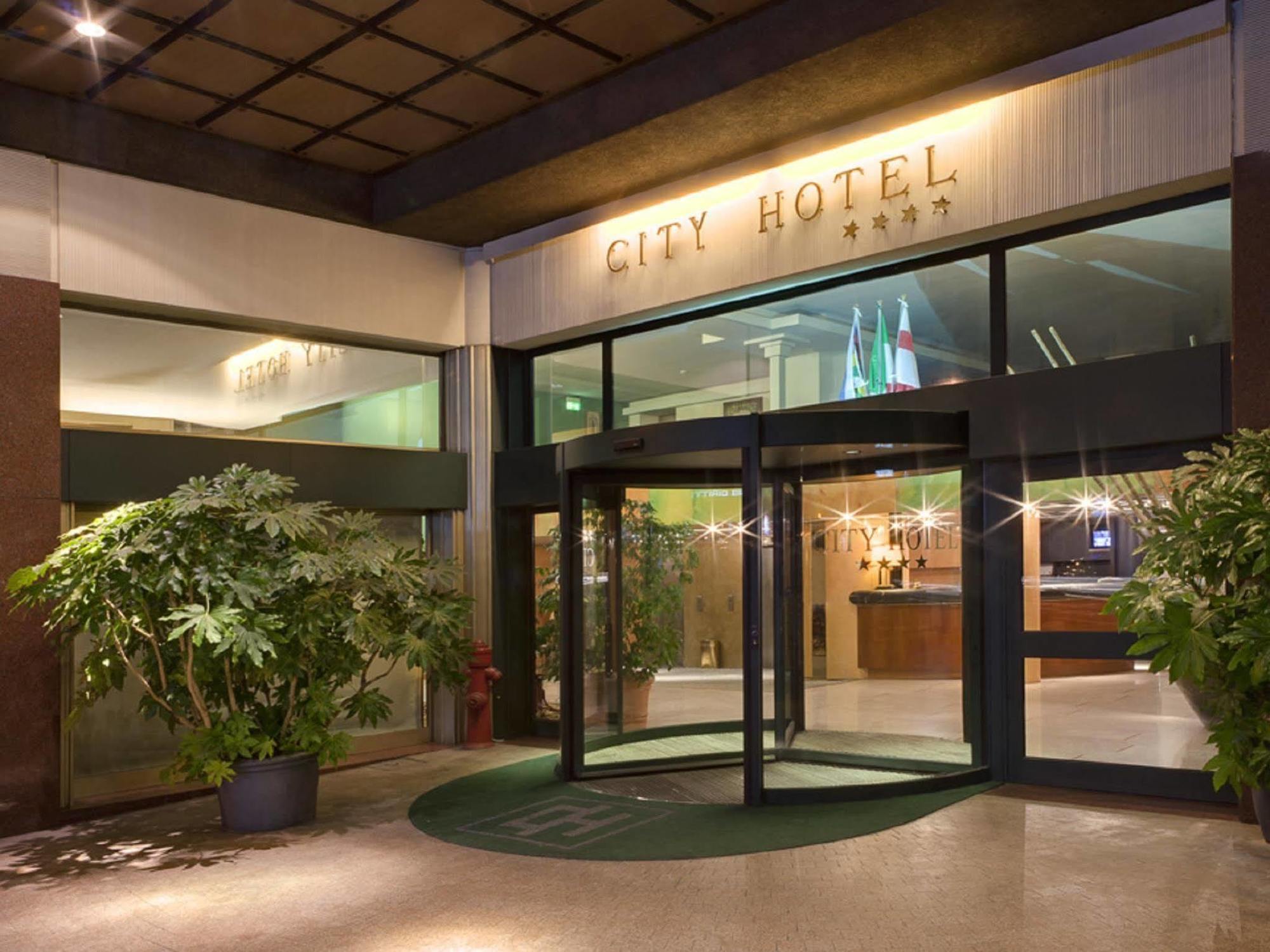 City Hotel Varese Exterior foto